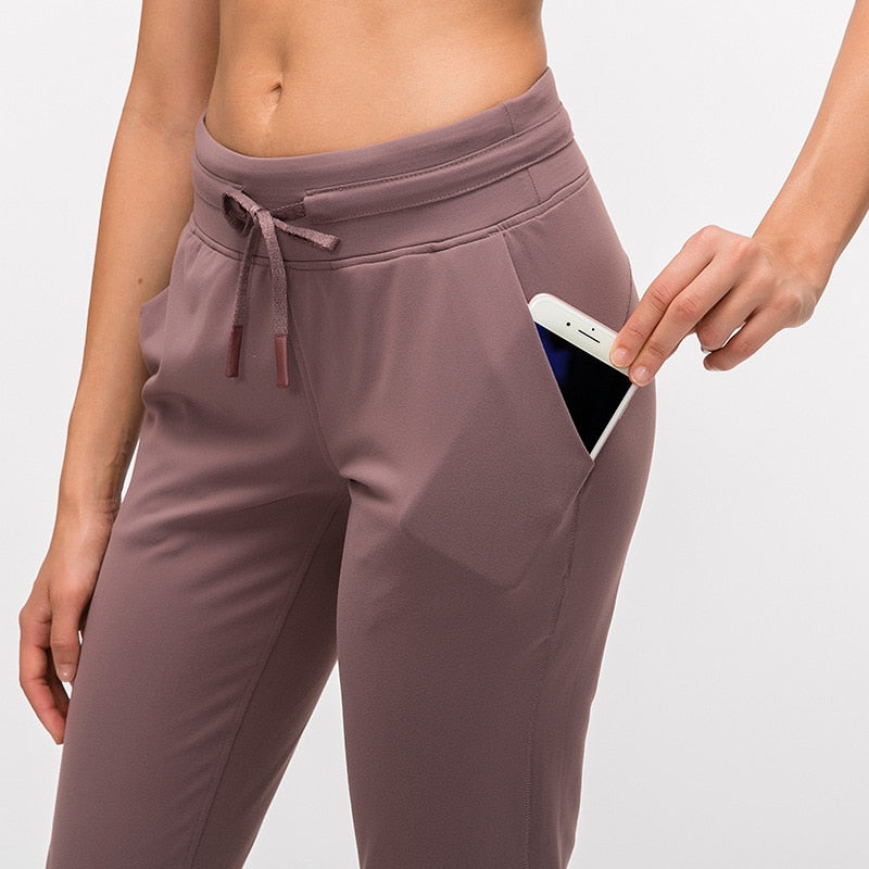 Women's Pocketed Workout Joggers