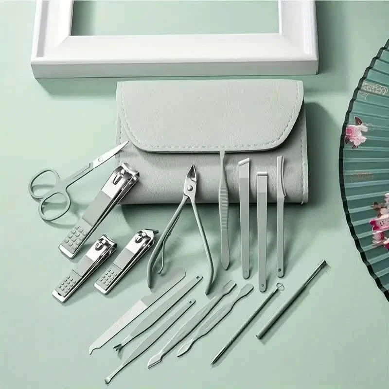 Manicure Tool Set with Travel Case, 16 Pieces
