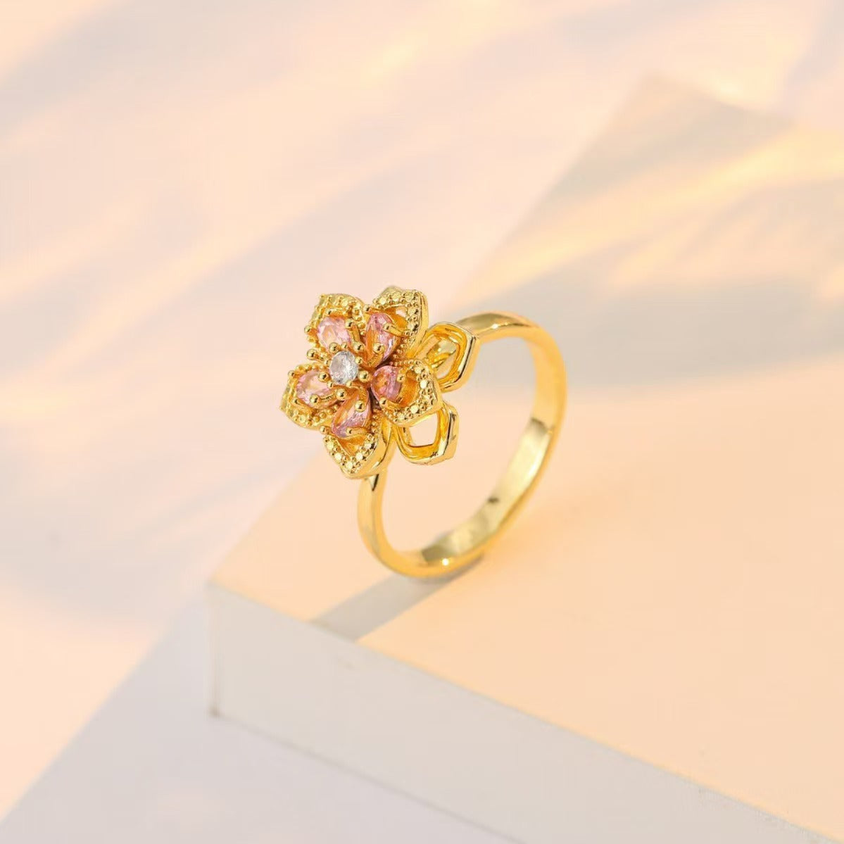 Floral Zircon Spinning Fashion Ring