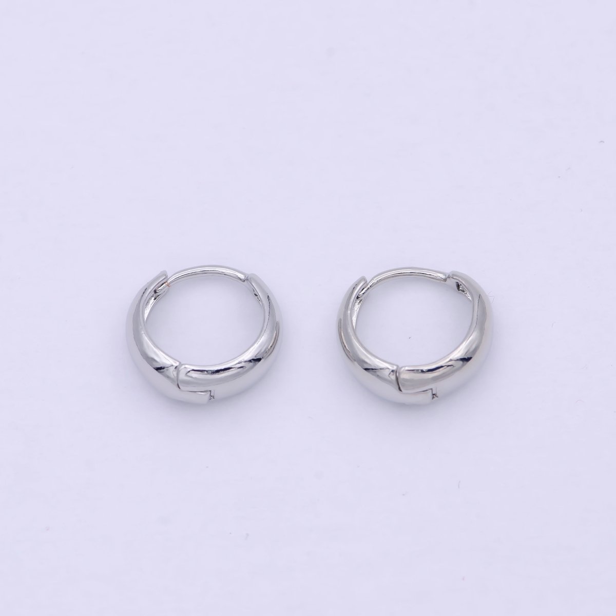 24K Gold-Filled Huggie Hoop Earrings