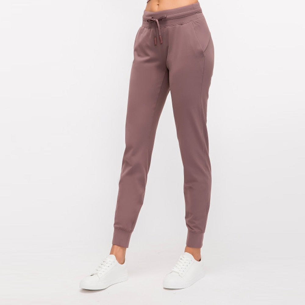 Women's Pocketed Workout Joggers
