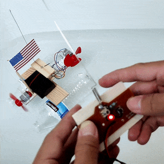 DIY Remote-Controlled Propeller Boat – STEM Kit