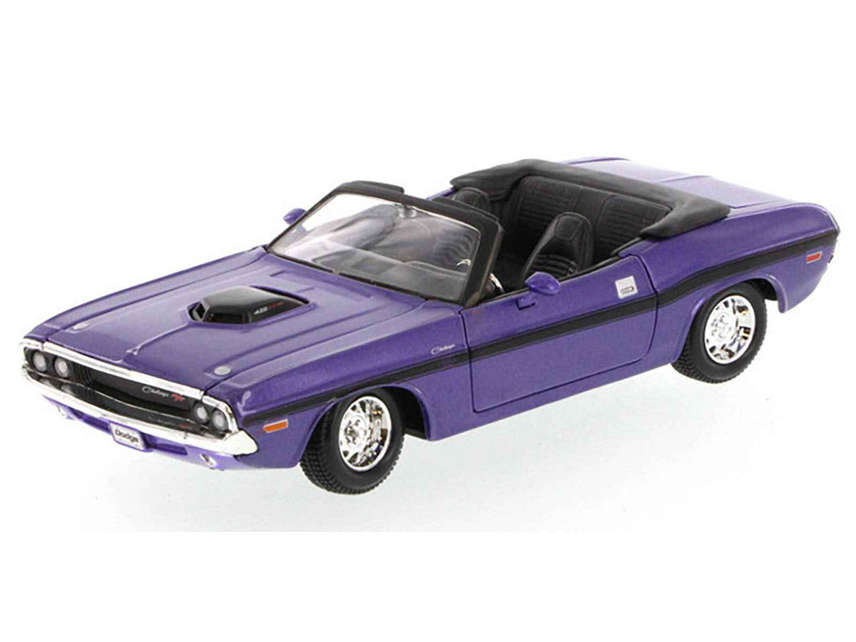 Maisto 1970 Dodge Challenger R/T Convertible, 1:24 — Purple