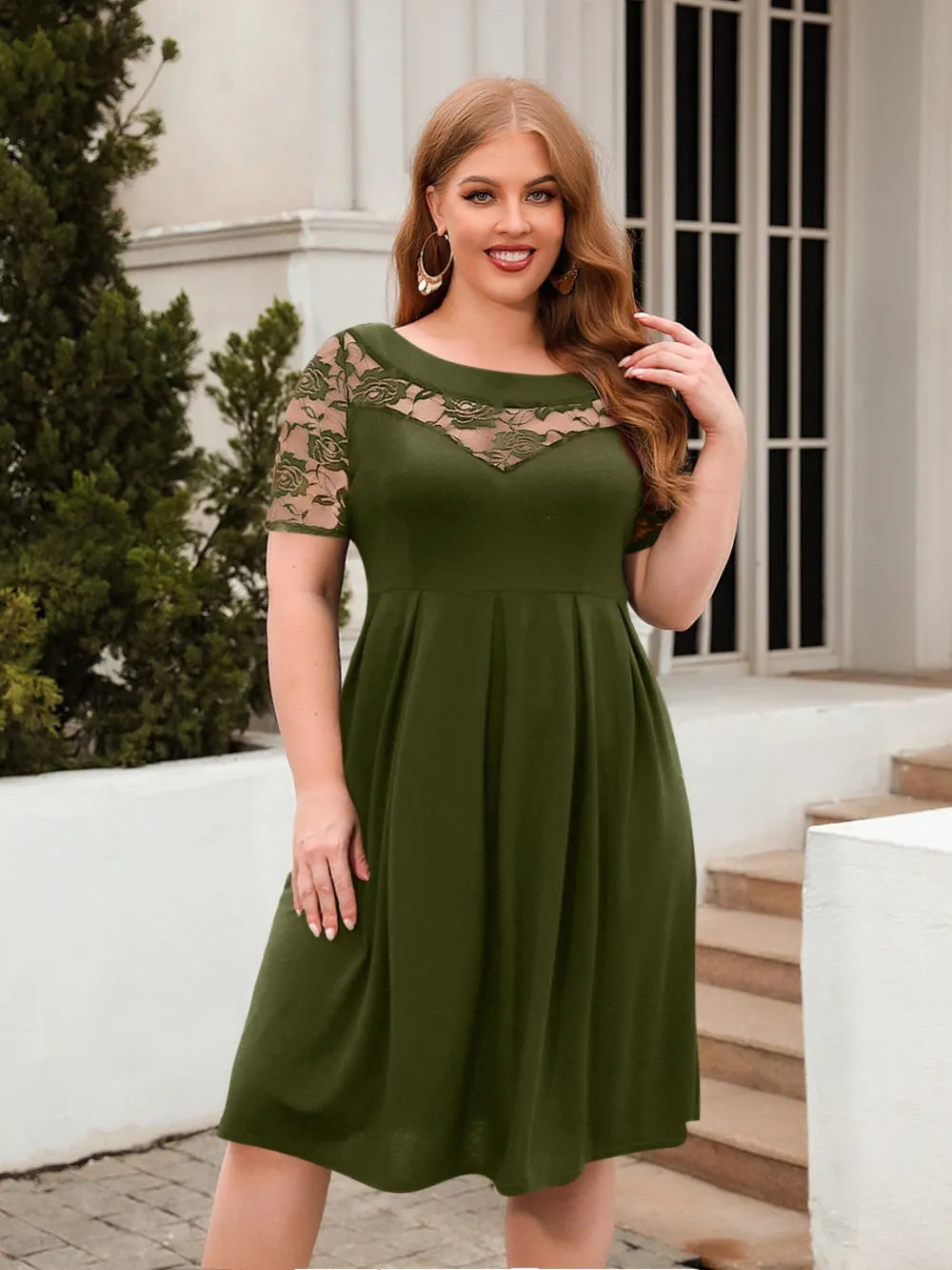 Women's Plus Size Ruched Short-Sleeve Dress