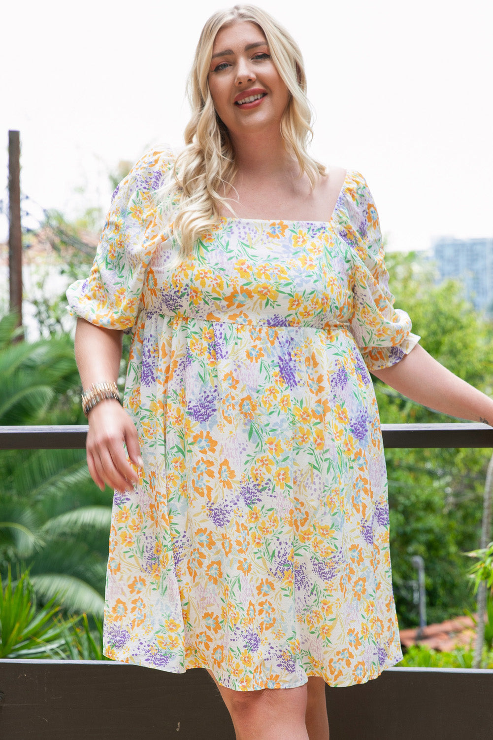 Women's Plus Size Floral Ruffle Bubble-Sleeve Dress