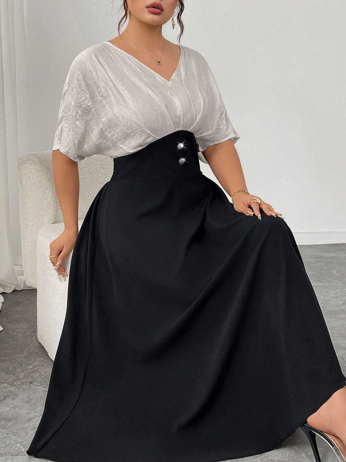 Women's Plus Size V-Neck Colorblock Maxi Dress