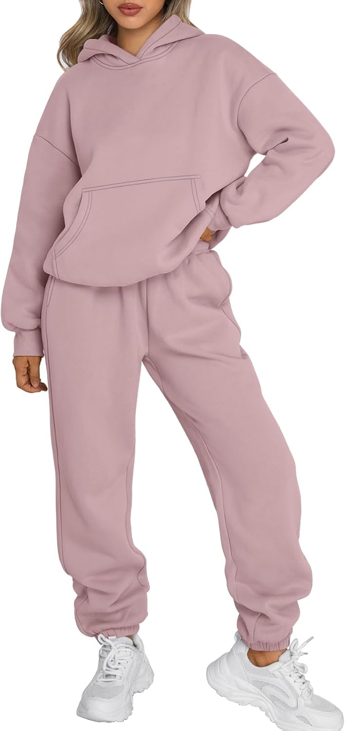 Trendy Queen Women’s Hoodie & Sweatpants Set