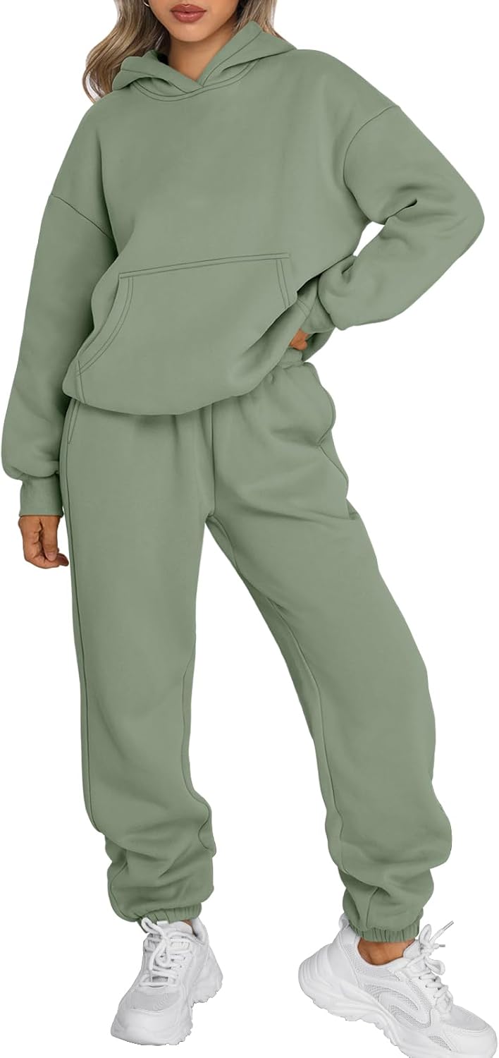 Trendy Queen Women’s Hoodie & Sweatpants Set