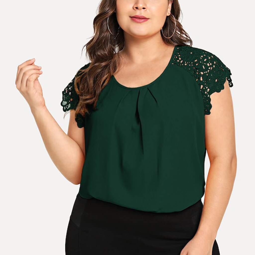 Women's Plus Size Floral-Lace Short-Sleeve Blouse