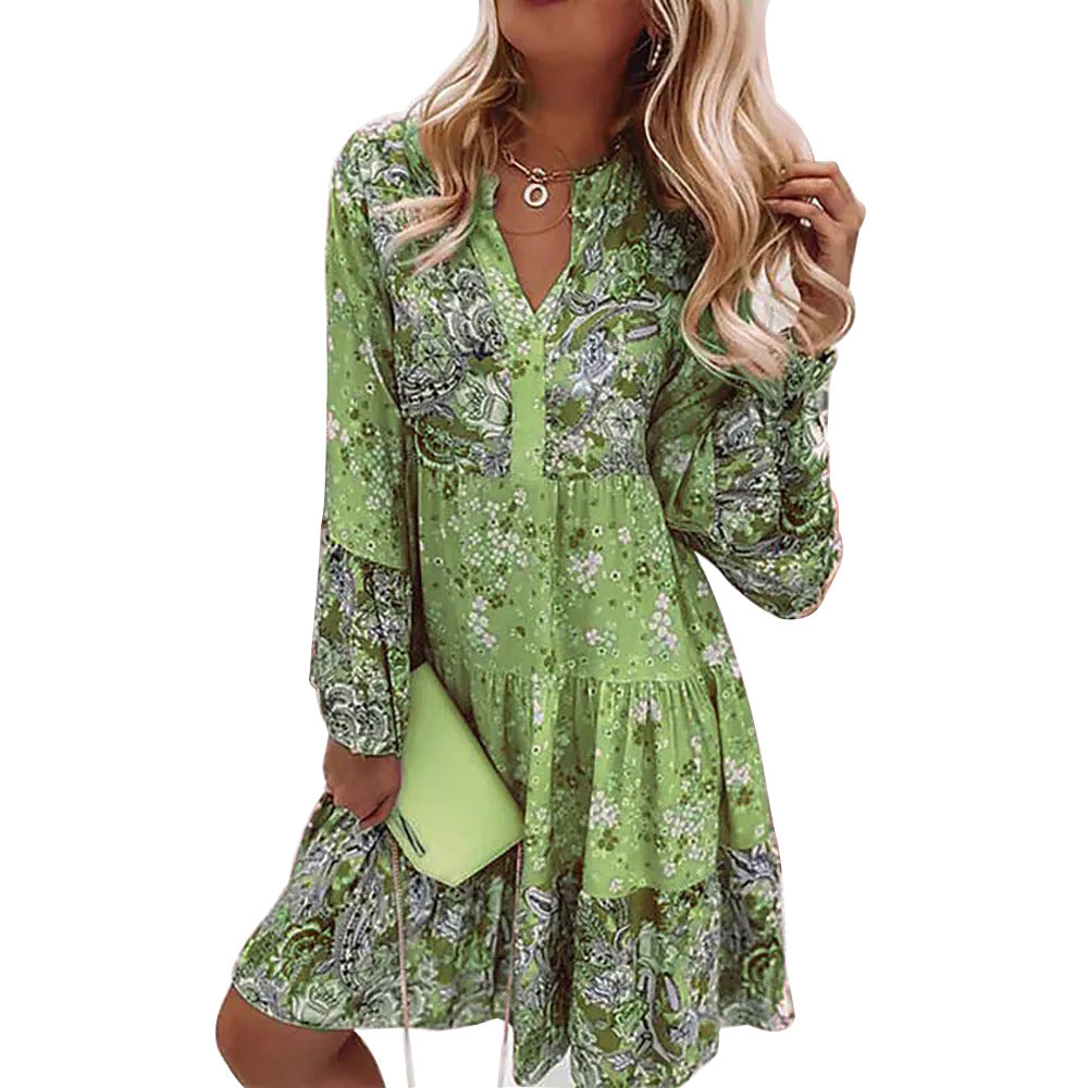 Women's Plus Size V-Neck Floral Flare-Sleeve Dress