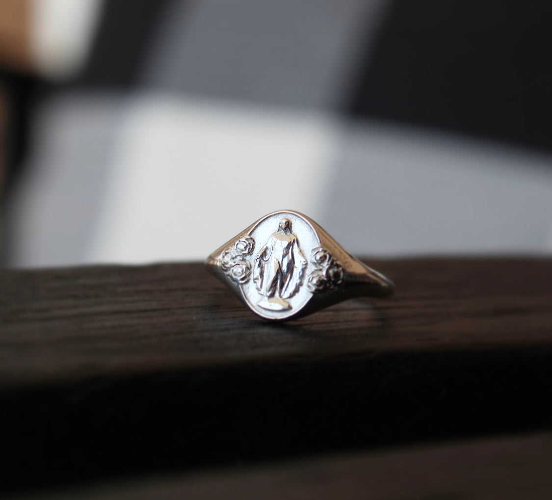 925 Sterling Silver Miraculous Medal Signet Ring