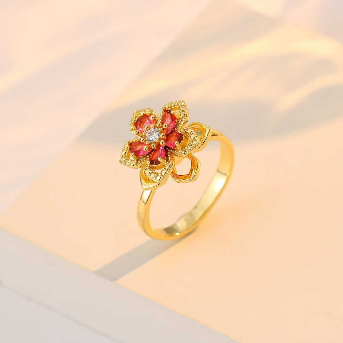 Floral Zircon Spinning Fashion Ring