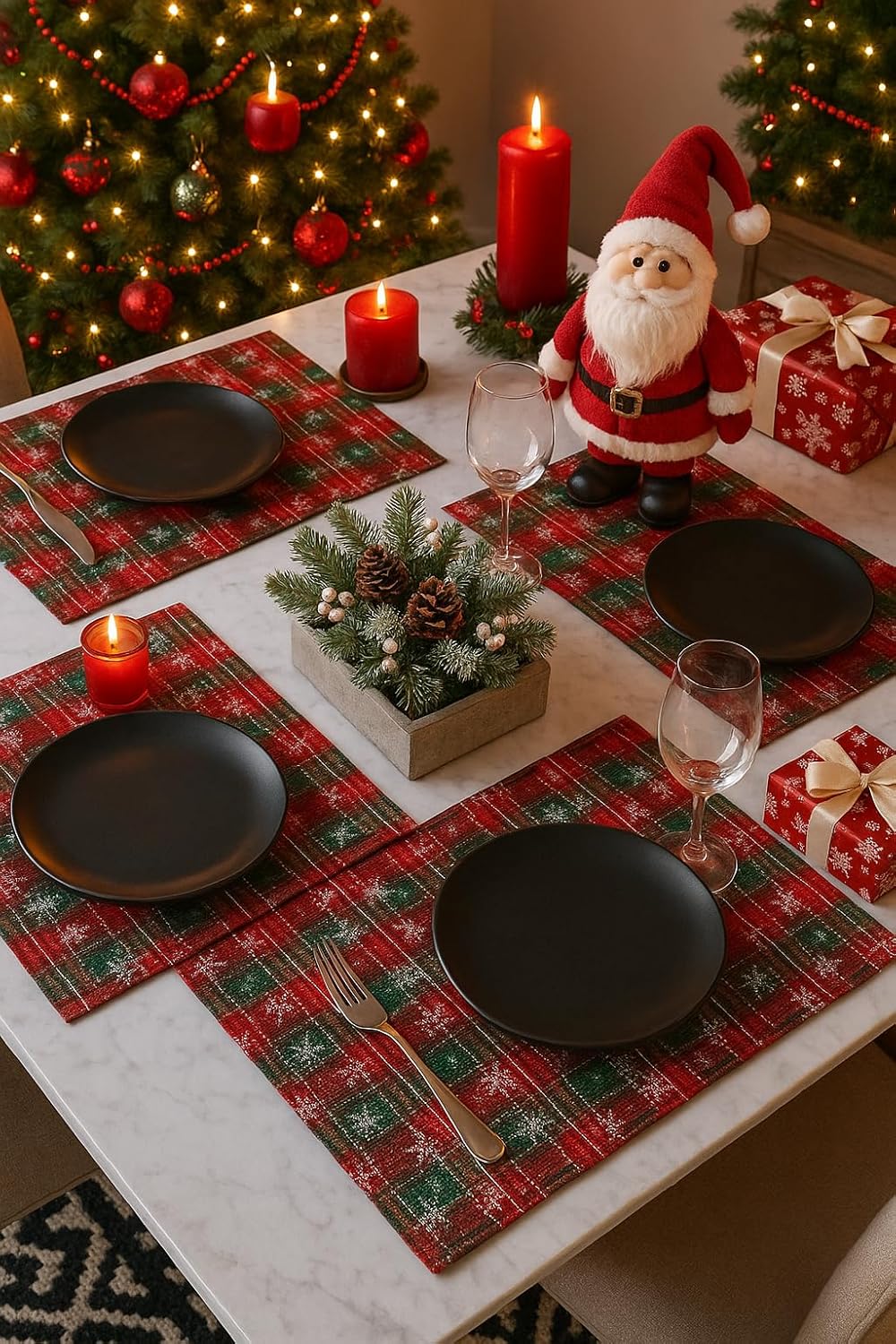 Red & Green Tartan Snowflake Placemats – Set of 4