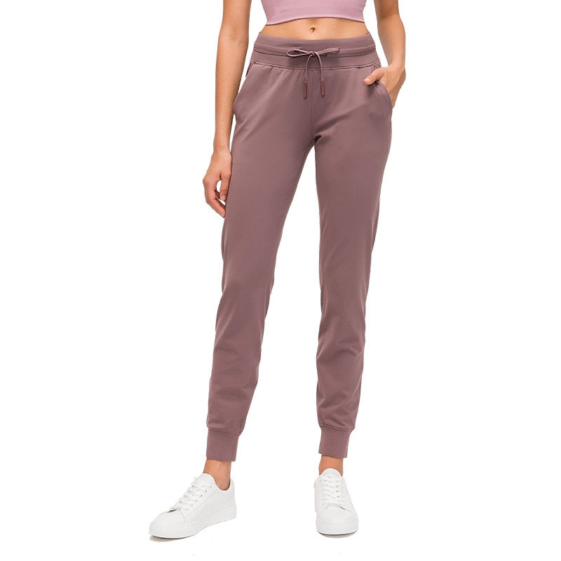 Women's Pocketed Workout Joggers