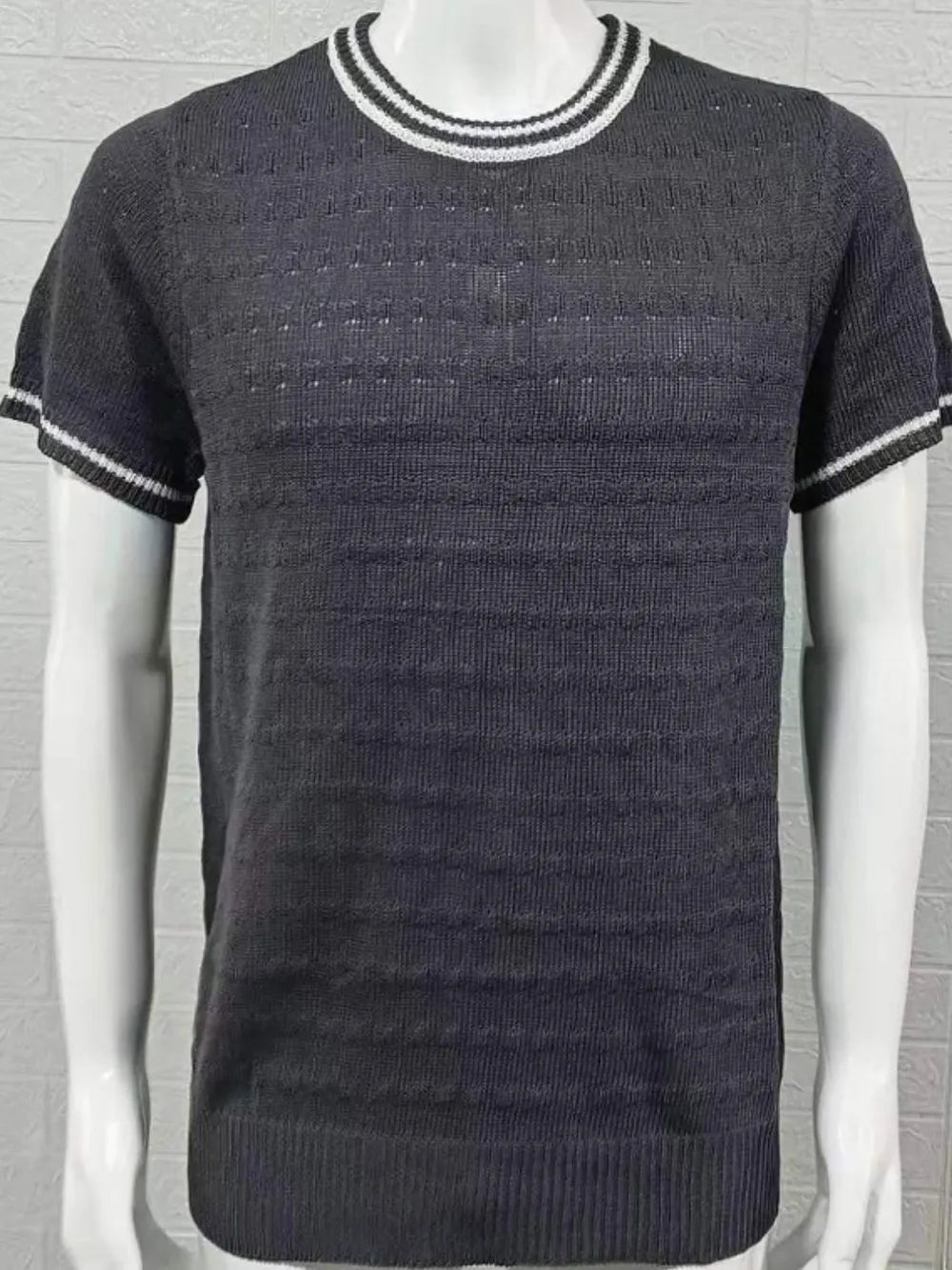 Men's Plus Size Textured Contrast-Trim T-Shirt