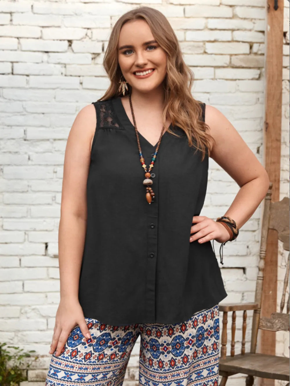 Women's Plus Size Lace-Detail V-Neck Tank