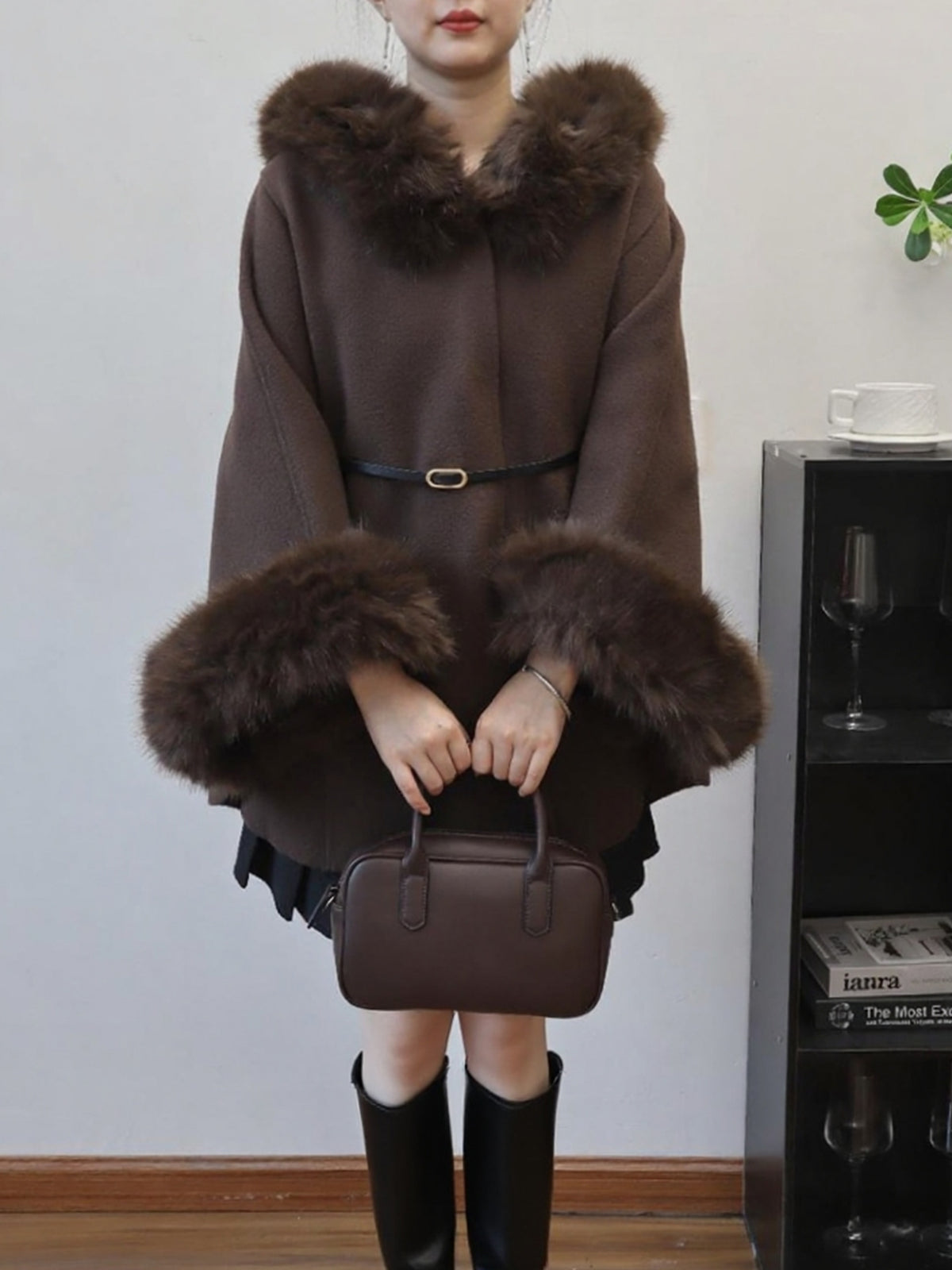 Hooded Sleeveless Sweater Jacket