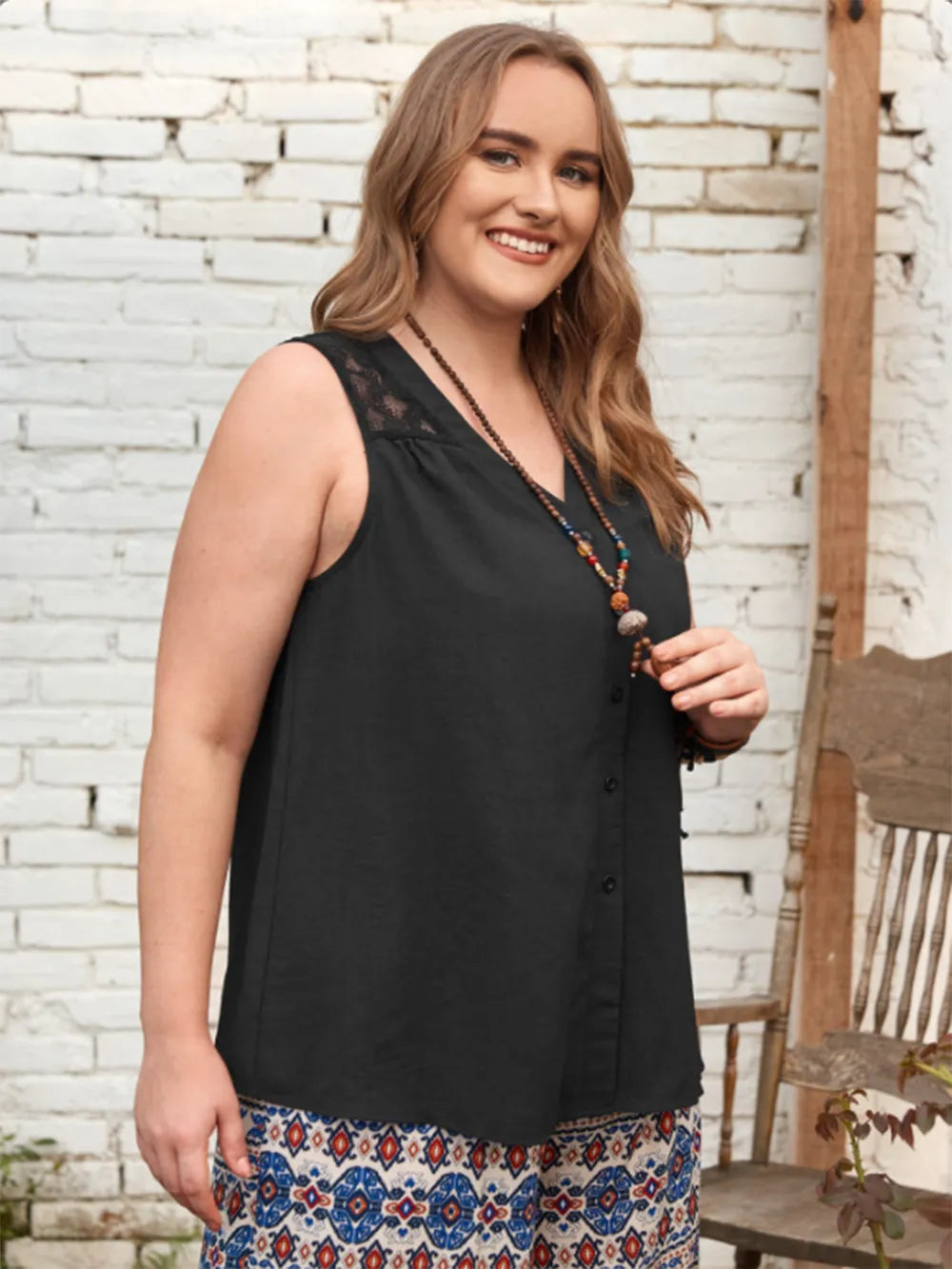 Women's Plus Size Lace-Detail V-Neck Tank