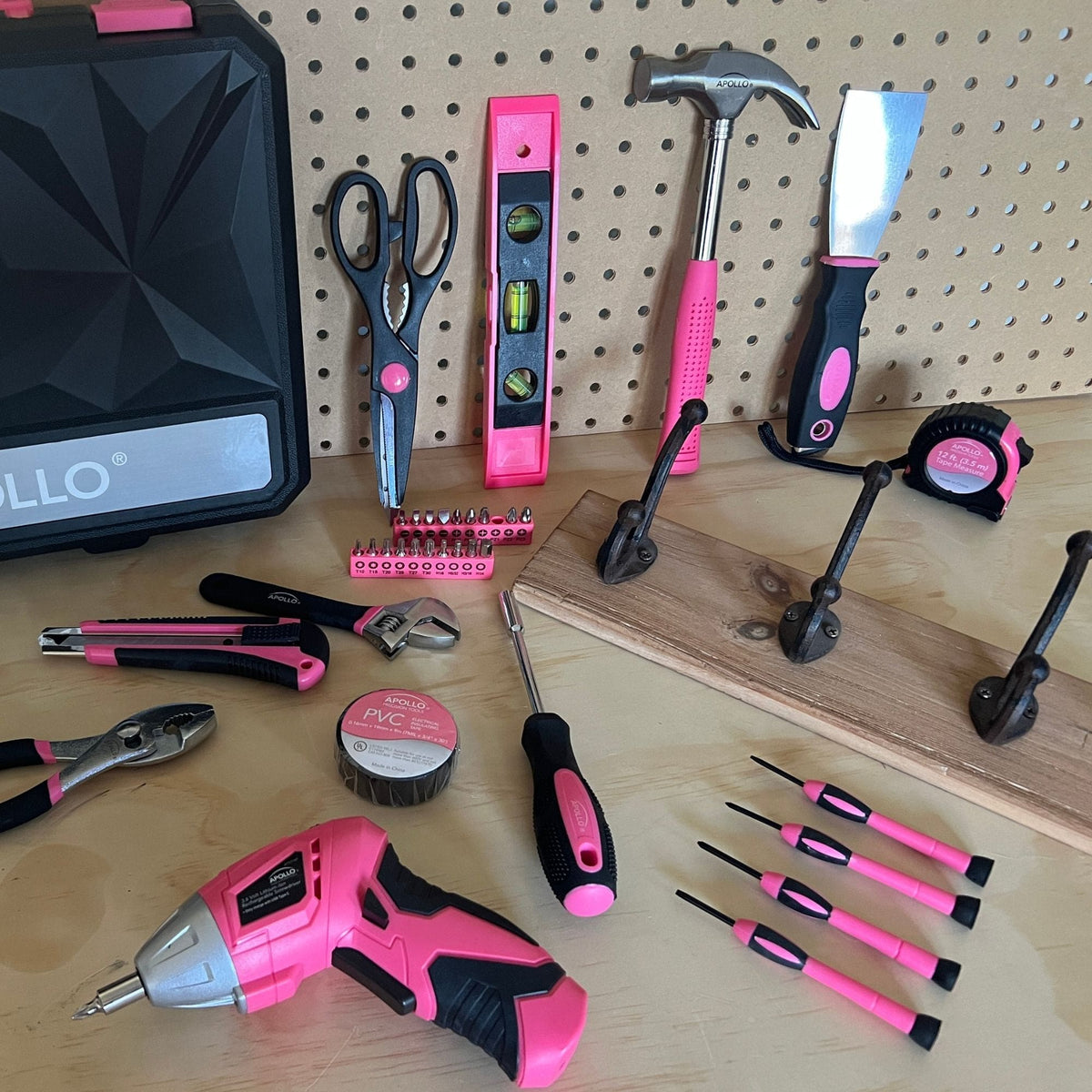Pink Household Tool Set with 3.6V Cordless Screwdriver, 135 Pieces — DT0774P