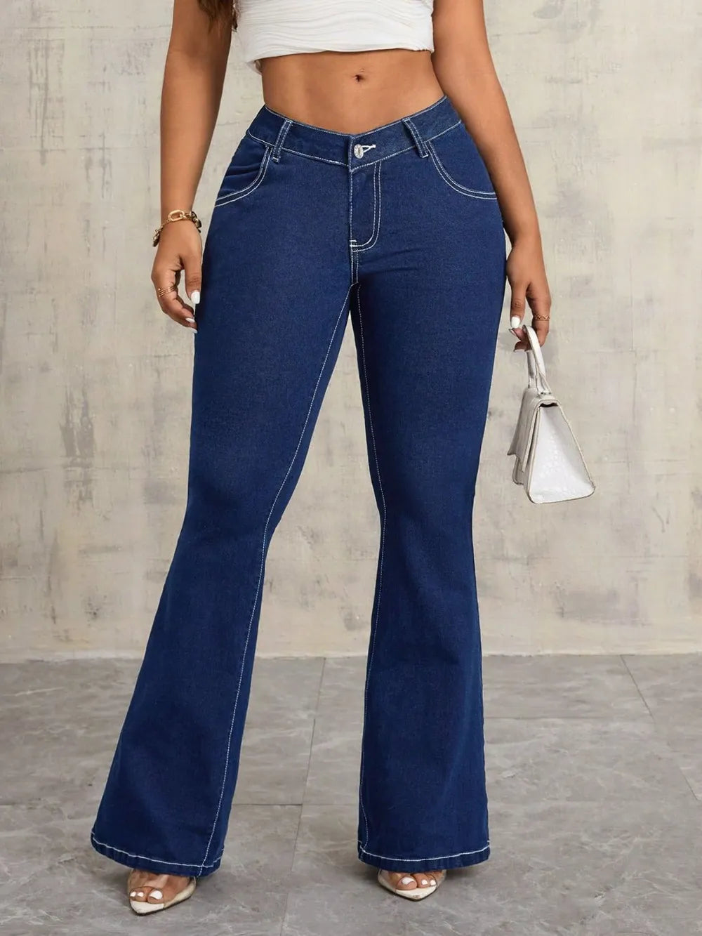 Dark-Wash Jeans with Pockets