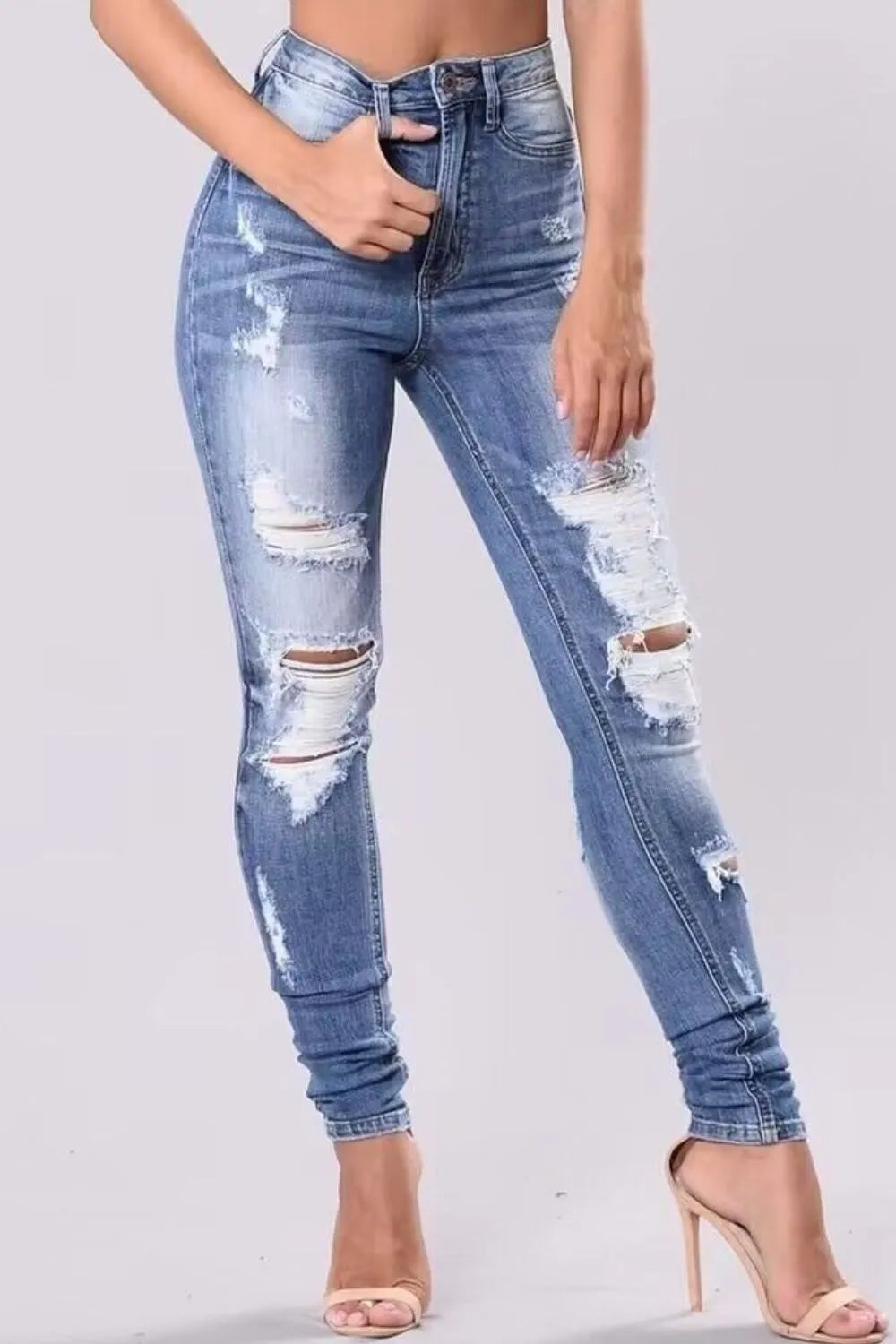Women's Plus Size Distressed Skinny Jeans