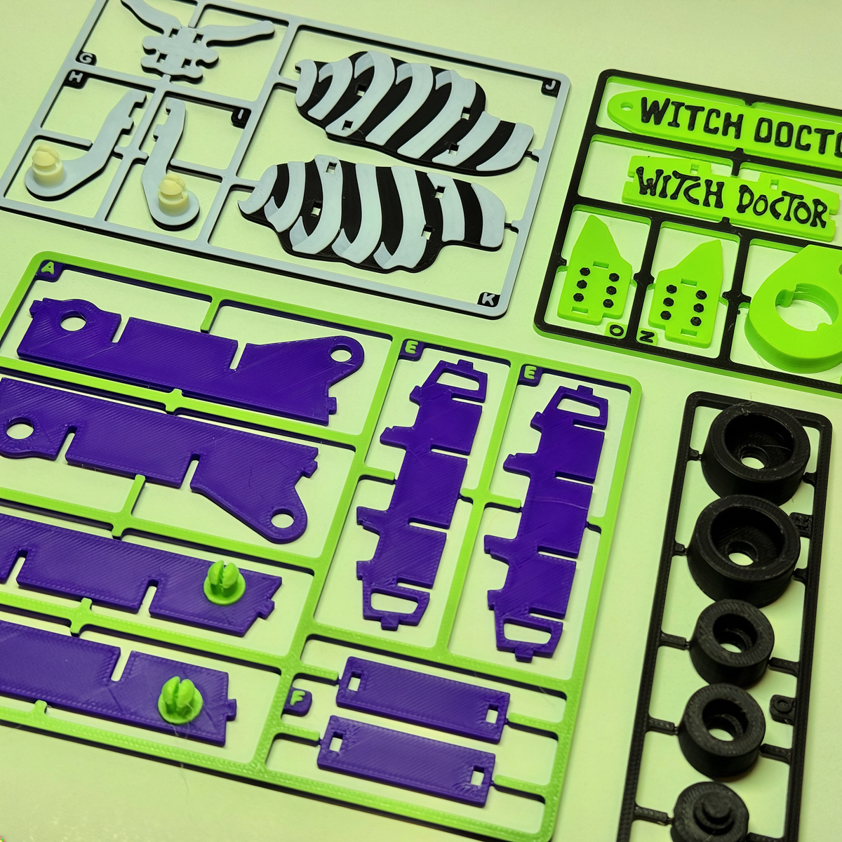 HyperShock & Witch Doctor 1:8 Robot Model Kit Combo