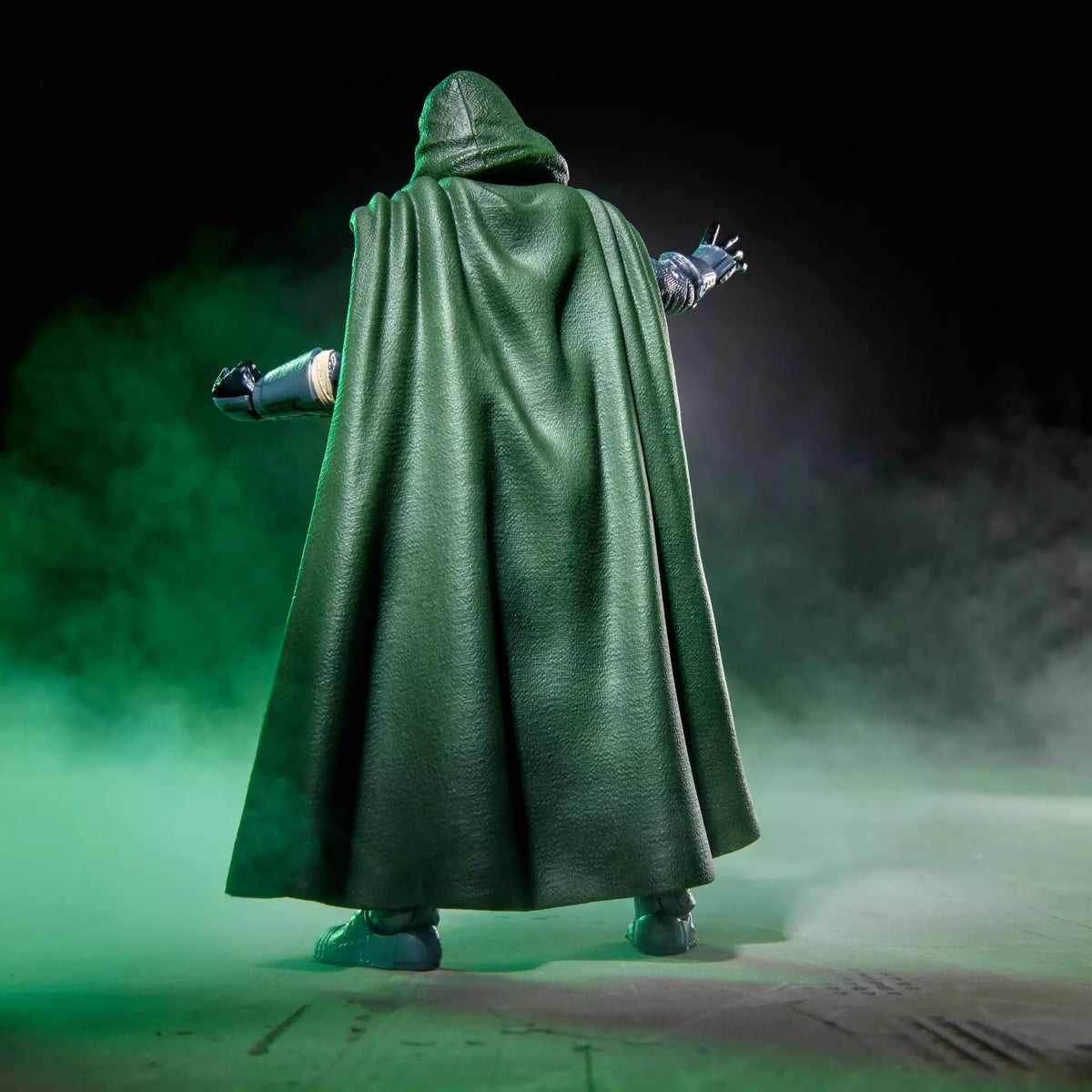 Marvel Legends Doctor Doom 6-Inch Figure