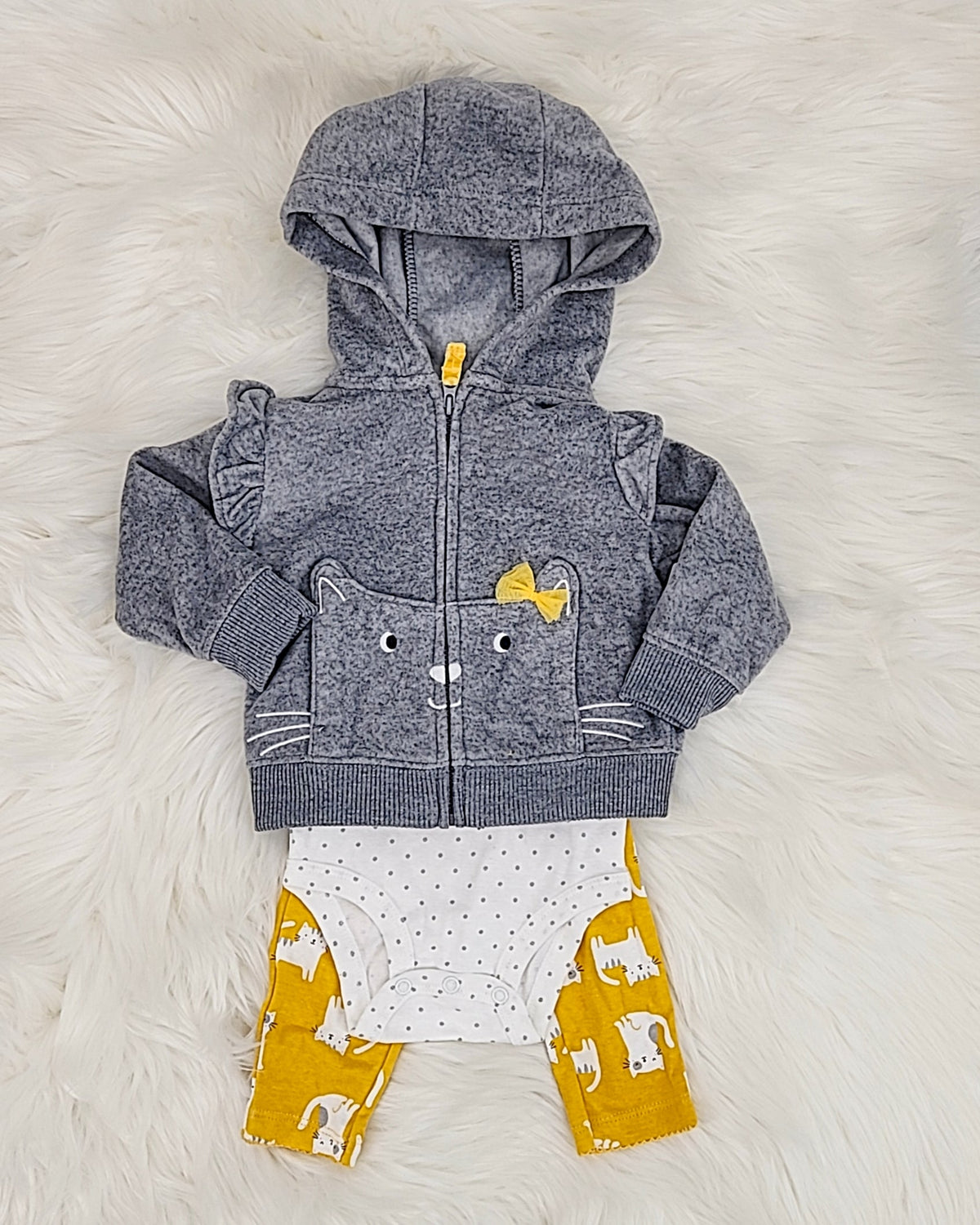 Carter's Baby Girls' Kitty Fleece 3-Piece Set – 6 Months
