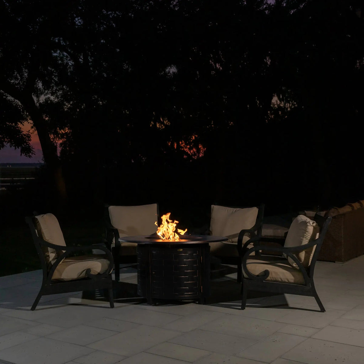 Perissa Woven Aluminum LPG Outdoor Fire Pit