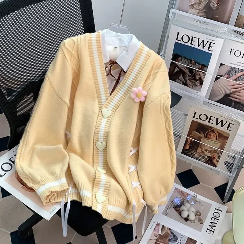 Heart-Button Ribbon Cardigan