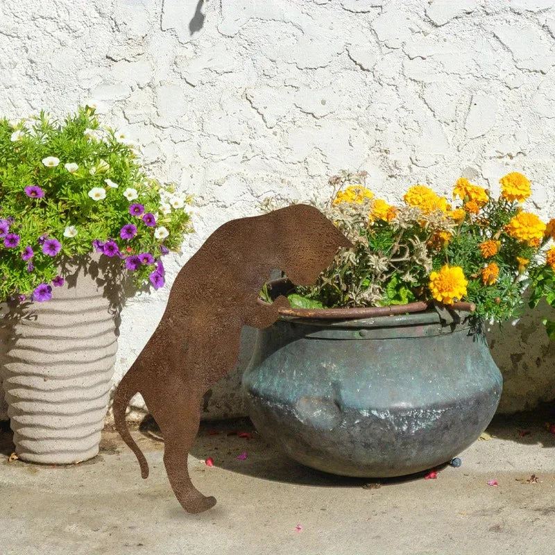 Rustic Metal Cat Garden Statue