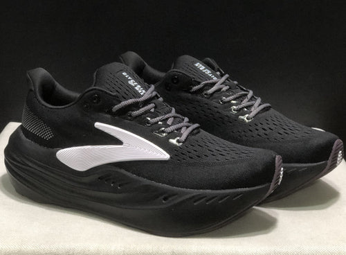 Women's Glycerin Max Cushioned Casual Sneakers