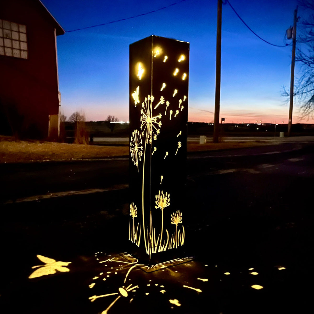 Blowing Dandelions Solar Steel Garden Luminary