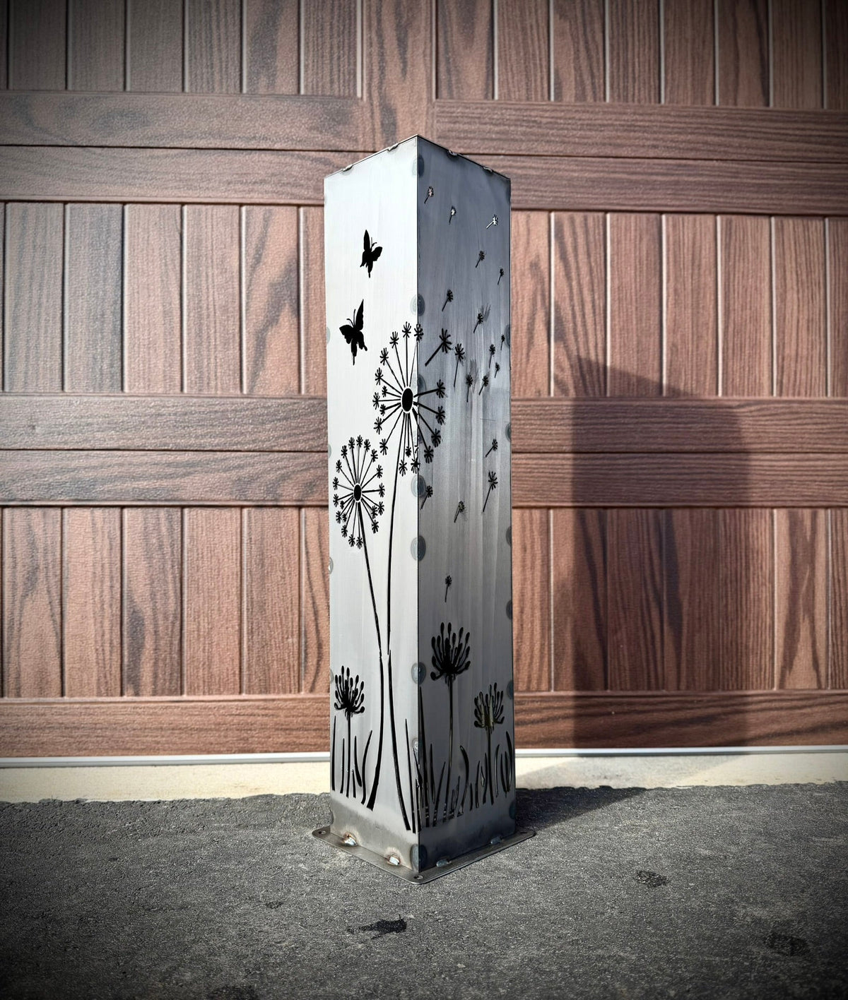 Blowing Dandelions Solar Steel Garden Luminary