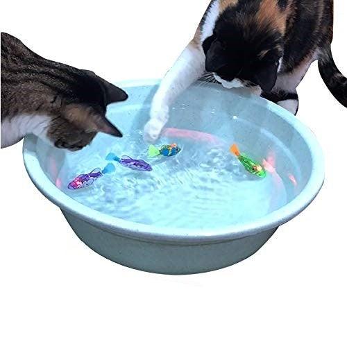 Interactive LED Swimming Fish Toy for Cats & Dogs