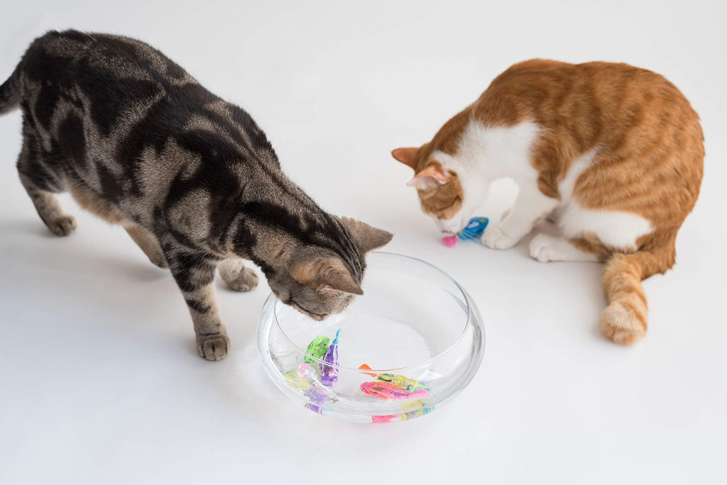 Interactive LED Swimming Fish Toy for Cats & Dogs