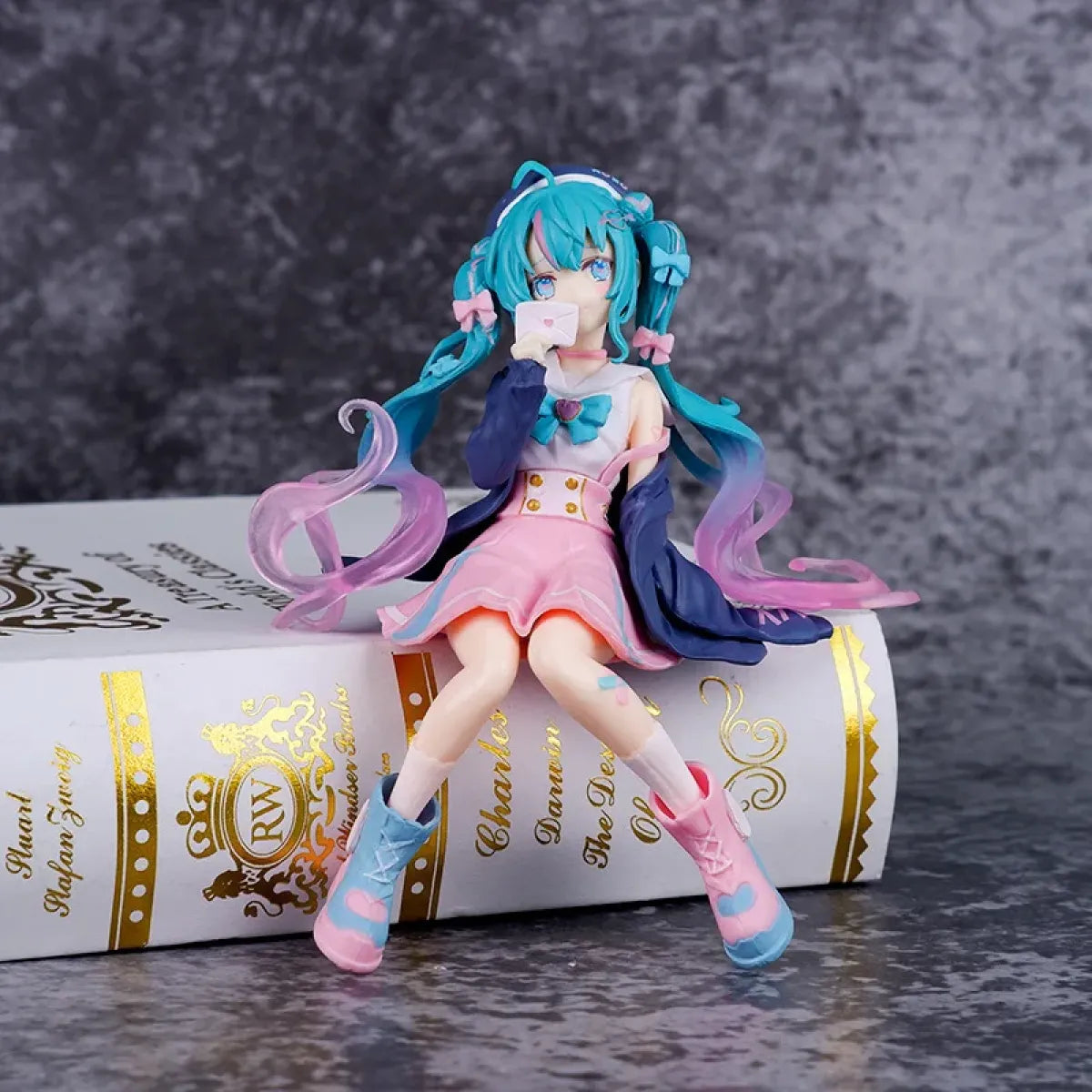 Anime Miku Figurines