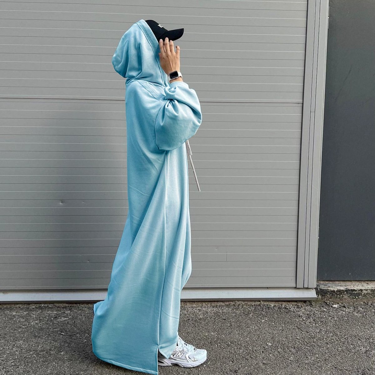 Hooded Sweatshirt Abaya with Pockets — MA125