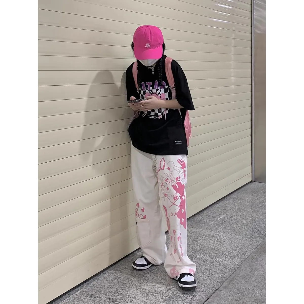 Pink Graffiti Print Wide-Leg Jeans
