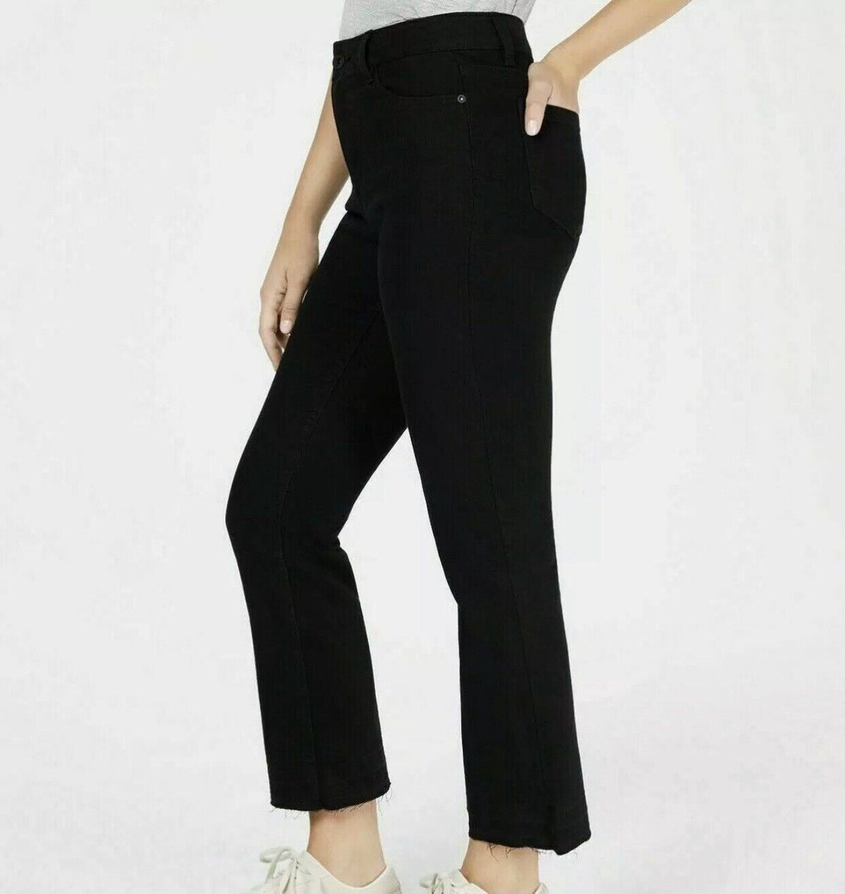 Dollhouse Juniors High-Waist Kick-Boot Jeans – Black