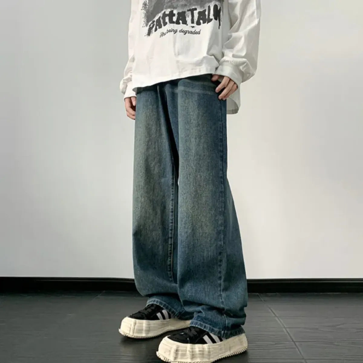 Men's Vintage Wide-Leg Denim Jeans