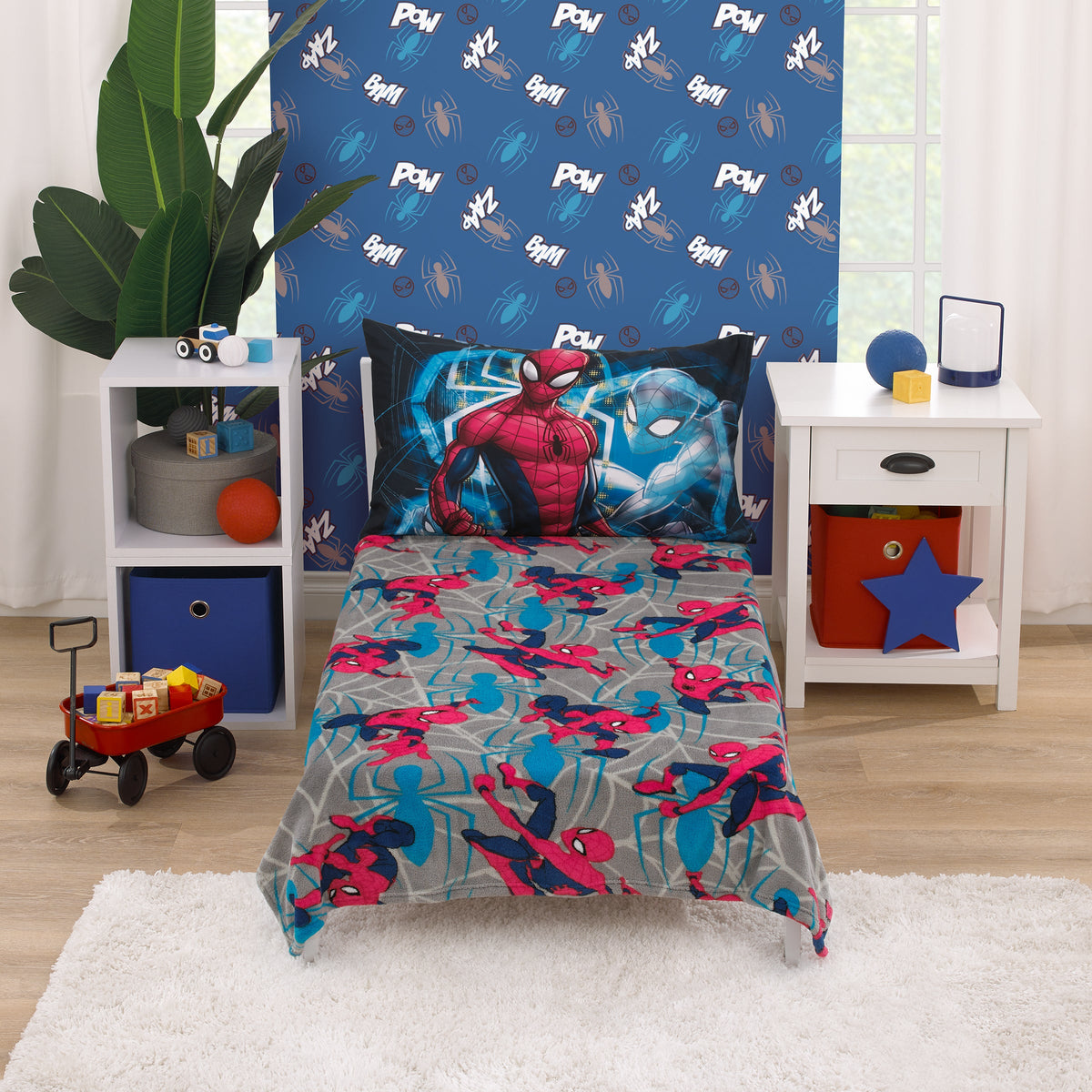 Marvel Spider-Man Plush Toddler Blanket — 40 x 50 in